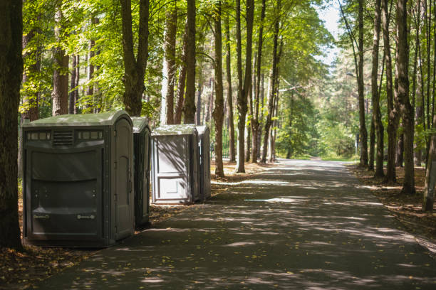 Best Portable restroom trailer rental  in Mount Sterling, IL